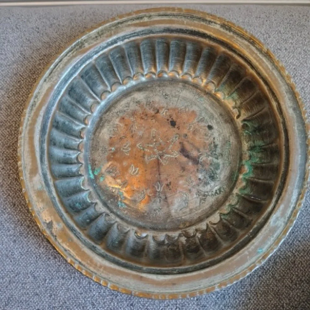 Vtg Handmade Copper Bowls (3) Patina Heavy Primitive Metal Fluted Ribbed Engrave